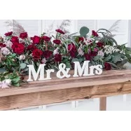 Mr & Mrs en bois mise en scène fleurs