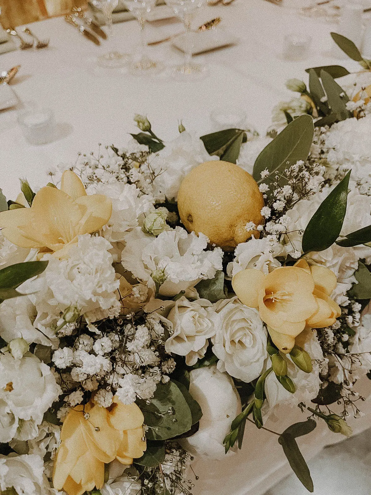 Chemin de table avec citron