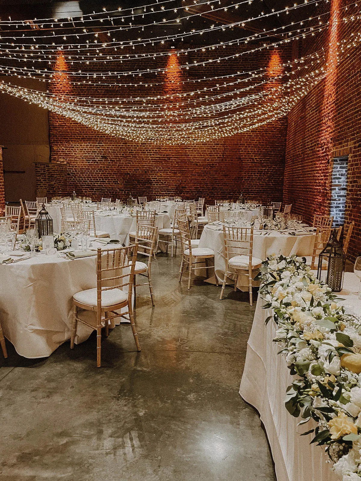 Salle avec ciel étoilé