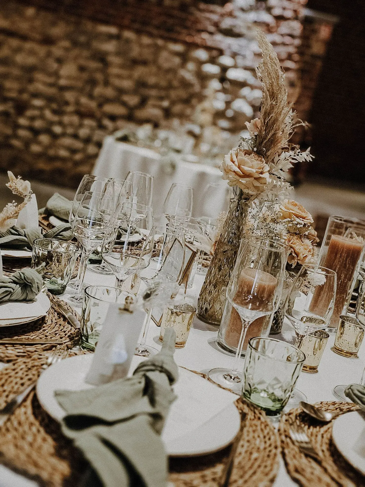 Set de table rotin et serviette verre sauge