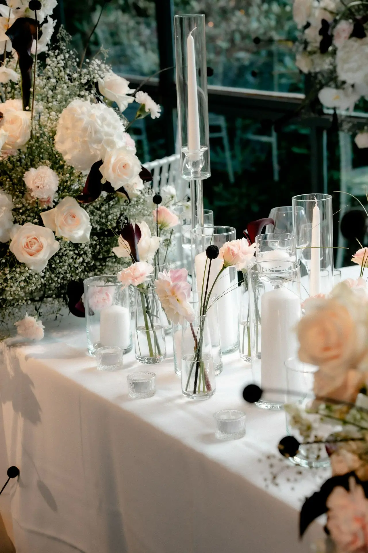 Soliflore fleurie et bougie