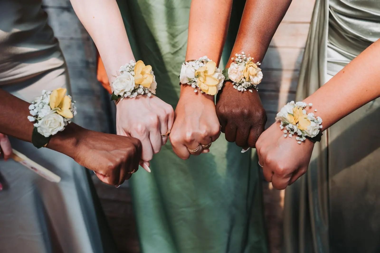 Bracelet en blanc et jaune