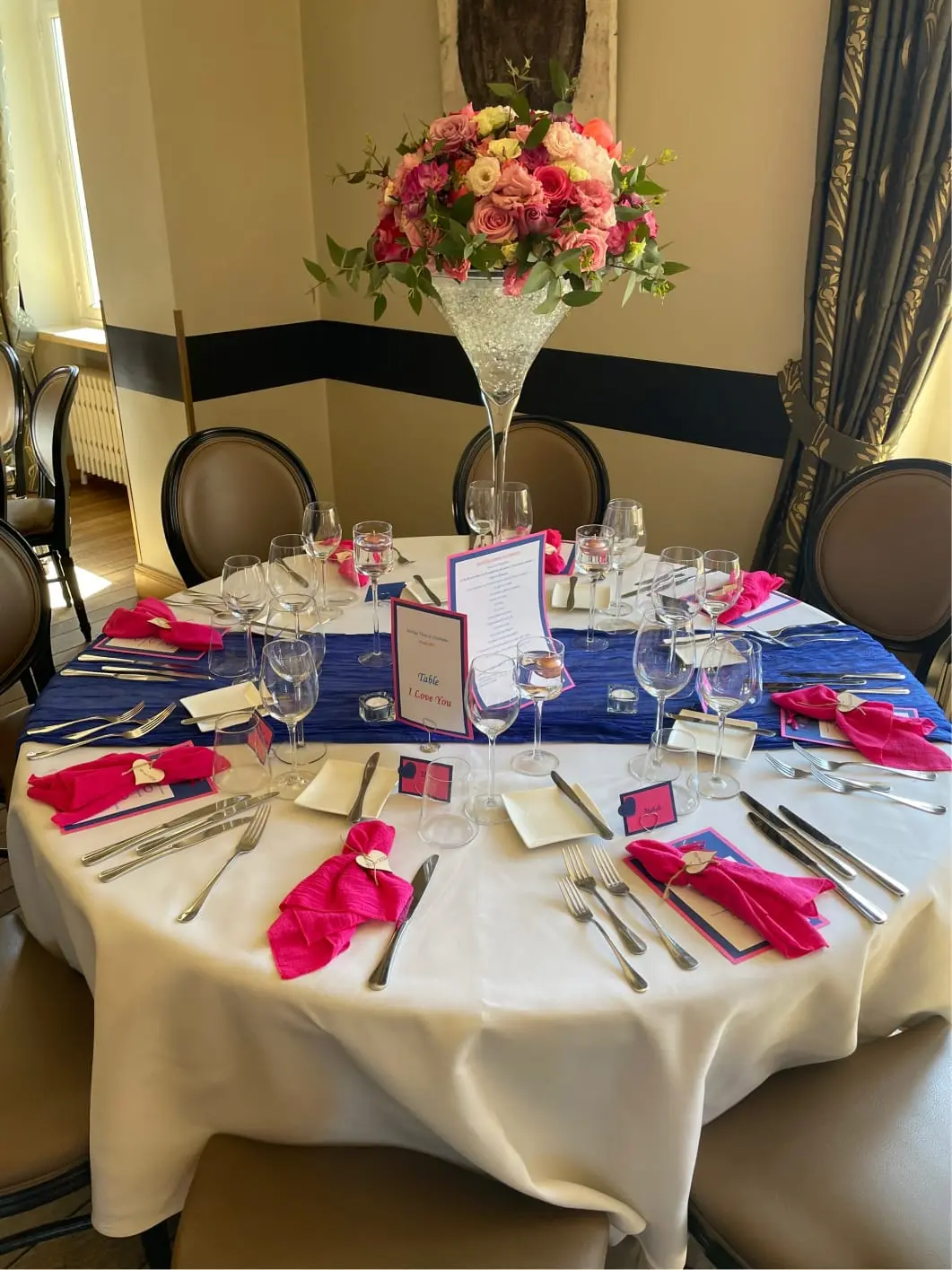 Vase martini fleurie rose