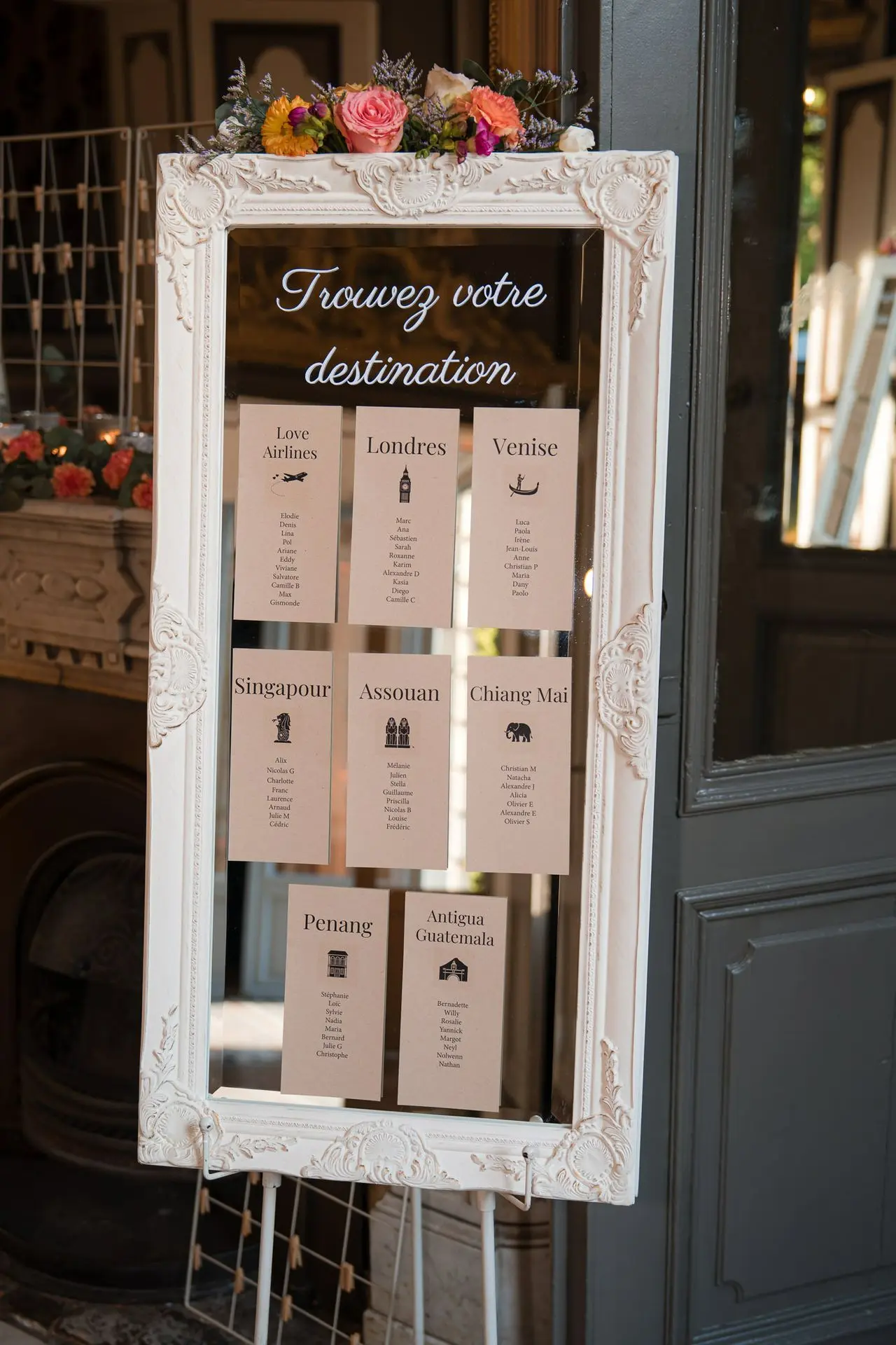 Plan de table miroir avec carte