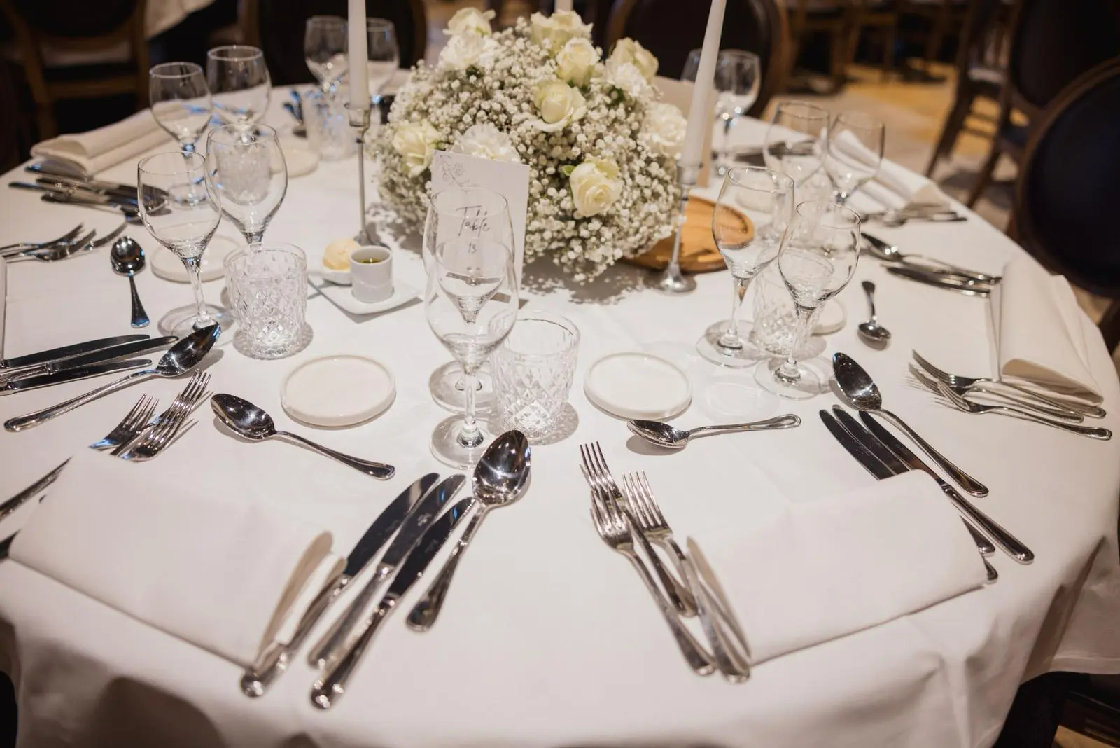 Centre de table gypsophile et rose