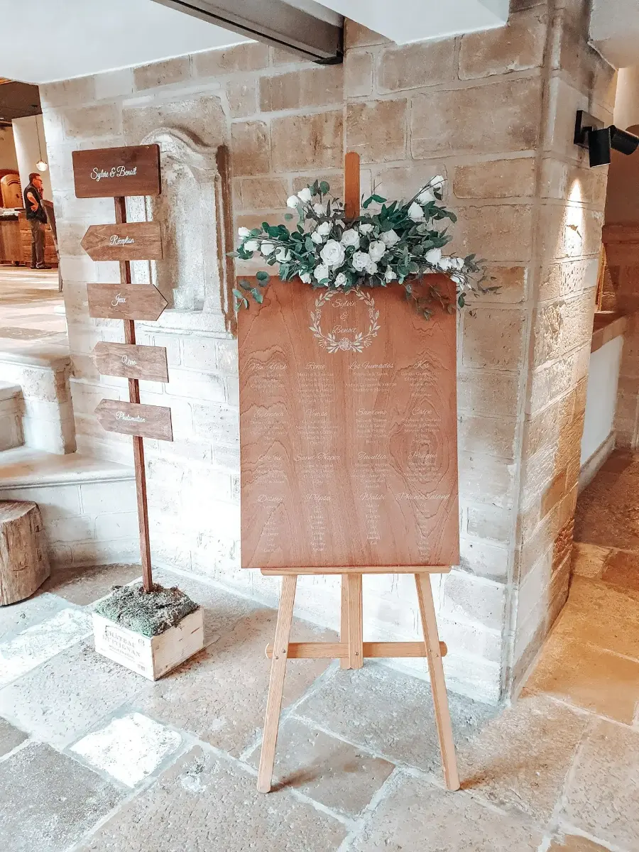 Plan de table en bois – Waerboom, mariage de Sylvie et Benoît