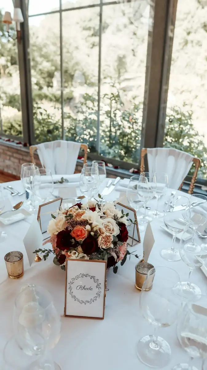 Boule fleurie – Abbaye de Nizelles, mariage de Patricia et Massimo
