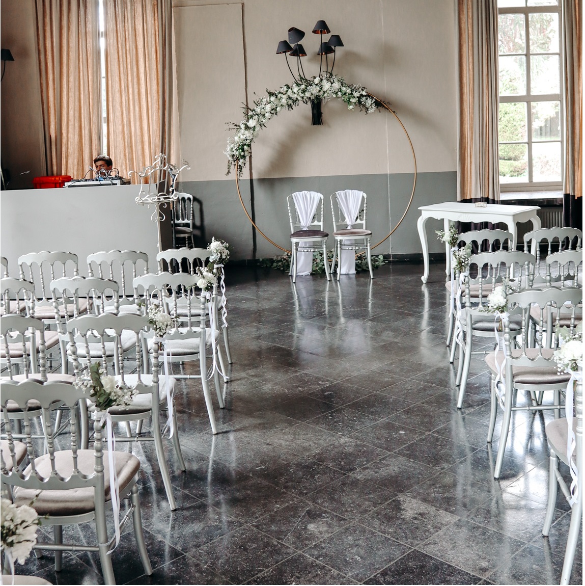 Coordination du mariage le jour J : cérémonie laïque installée