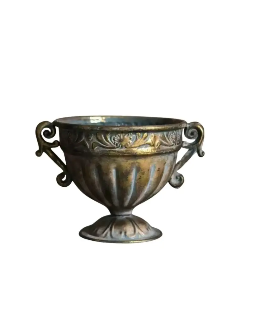 Coupe antique or