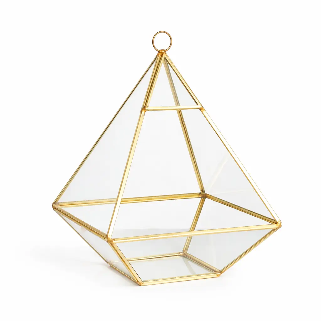 Terrarium pyramidal doré